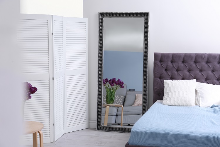 Best Ways To Enhance The Beauty Of Your Bedroom With Mirror