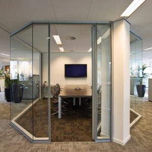 Cutting – Edge Trends in Energy Efficient Glass for Modern Office Spaces